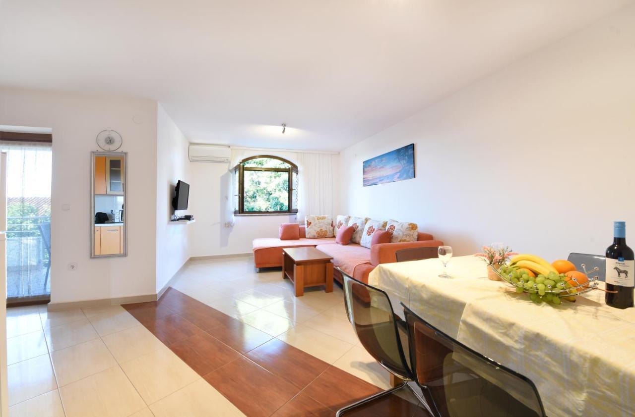 Apartments Mirasol Umag Eksteriør bilde