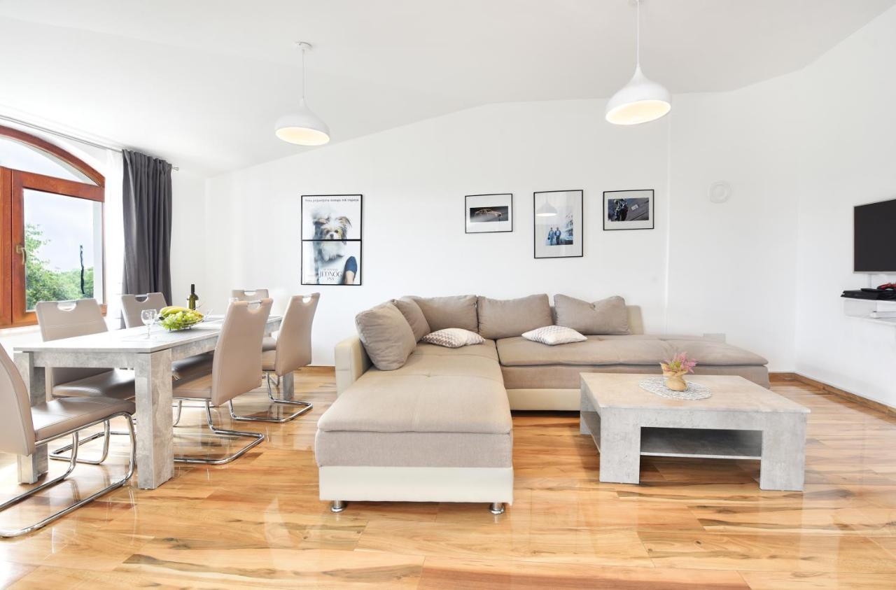 Apartments Mirasol Umag Eksteriør bilde