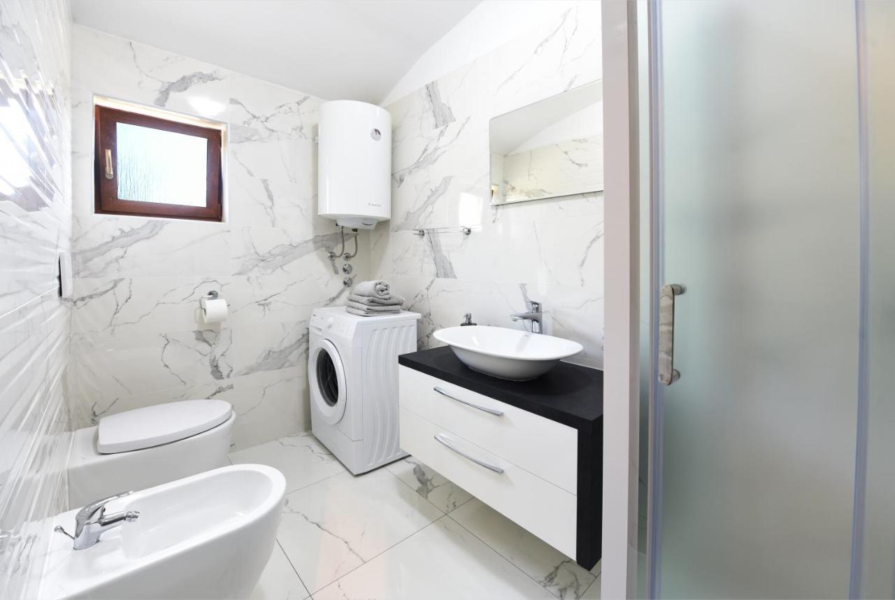Apartments Mirasol Umag Eksteriør bilde